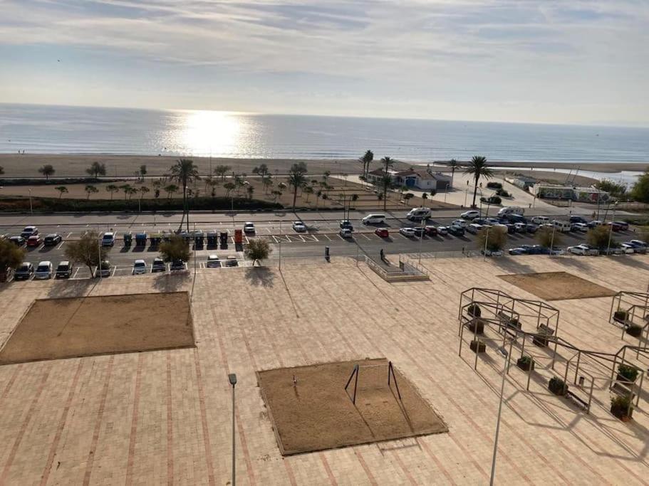 Vistas Frontales Al Mar Empuriabrava Exterior foto