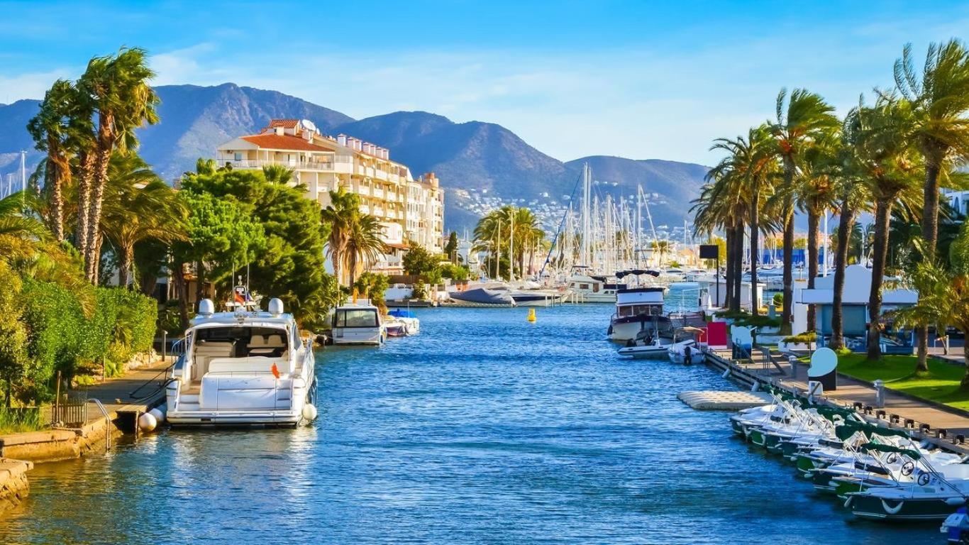 Vistas Frontales Al Mar Empuriabrava Exterior foto