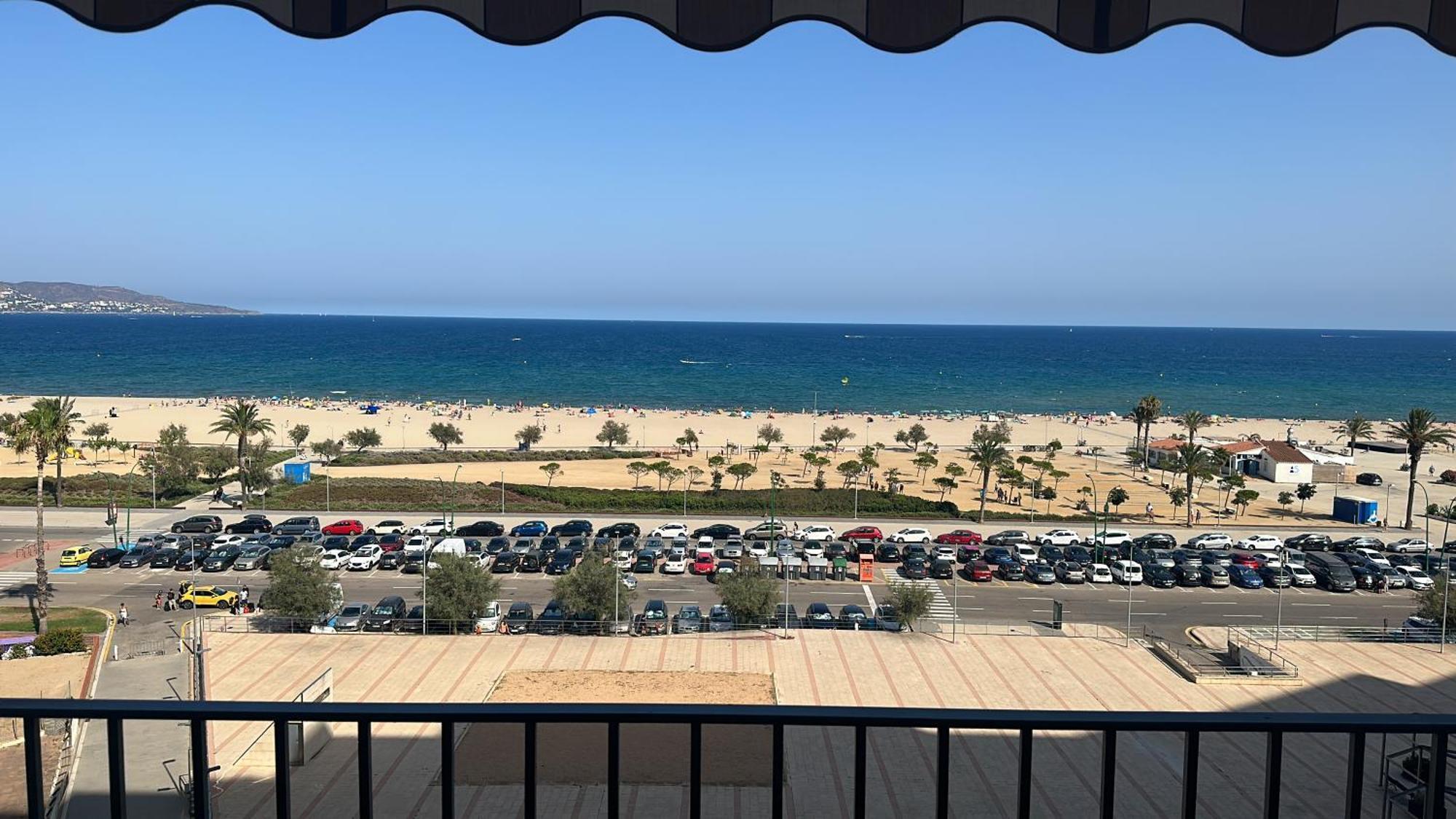Vistas Frontales Al Mar Empuriabrava Exterior foto
